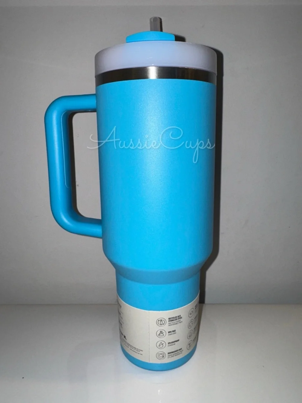 Stanley Splash 40 oz Quencher H2.0 Tumbler - Bright Blue Color, Great for Summer - Picture 4 of 8